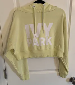 Ivy Park Cropped Oversized Hoodie Sweatshirt Sz S Pale Yellow Logo thumbnail 1
