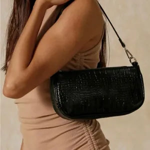 Elegant Black Croc-Embossed Women's Bag thumbnail 4