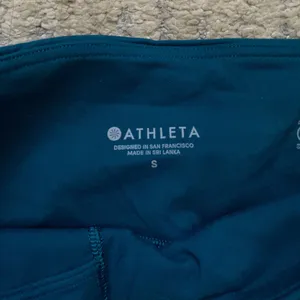 Athleta Capris thumbnail 4
