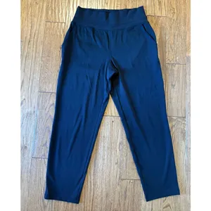 Stylus high rise 25” black jogger pant size M thumbnail 2