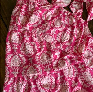 Pink & White Cropped Top with Maxi Skirt thumbnail 2