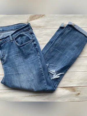 Old Navy boyfriend mid rise distressed ripped medium wash rolled cuff jeans 12 thumbnail 5