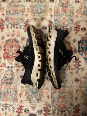 Black On Cloud Running Shoes thumbnail 2