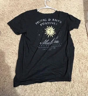 Hollister  short sleeve thumbnail 1