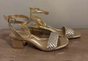 Vince Camuto Heels thumbnail 1