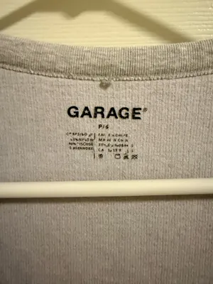 Garage Crop Top Grey thumbnail 3