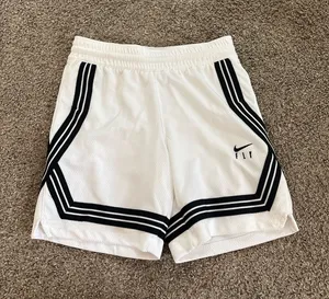 Nike Shorts thumbnail 1