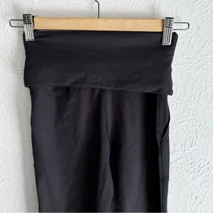 OFFLINE By Aerie The Hugger High Waisted Foldover Flare Legging Black XS thumbnail 6