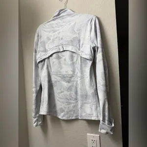 Lululemon Define Jacket  Women's size 12- Gray/White Print thumbnail 5