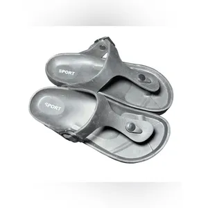 Black Thong Sandals Womens Size 7 Platform Flip Flop Buckle Comfort Slides thumbnail 2