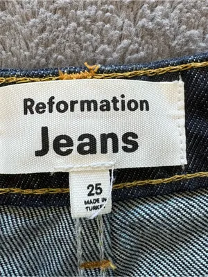 Reformation jeans thumbnail 7