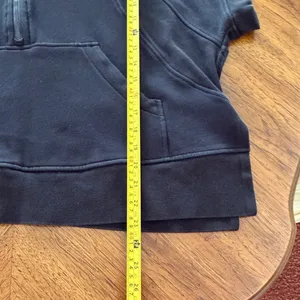 Lululemon Scuba Short Sleeve thumbnail 3