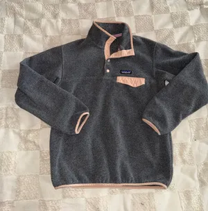 Patagonia Women's Lightweight Synchilla Snap-T‎ Fleece Pullover size Small thumbnail 1