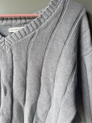 Gray‎ Ribbed V Neck Sweater Womens Y2K Cozy Casual Minimalist Preppy thumbnail 2