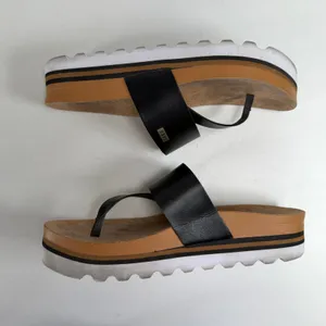 Reef 8 Cushion Sol Hi Black Cork Platform Thong Sandal Beach Casual Flatform thumbnail 3