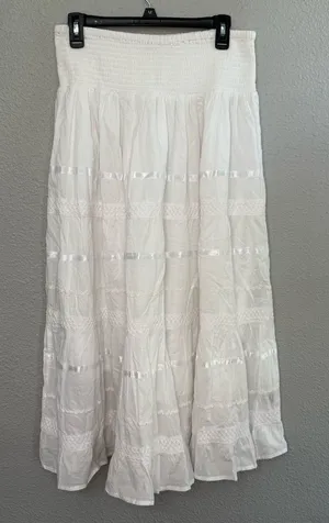 J Gee White Boho Maxi Skirt Size Small Tiered Ribbon Trim thumbnail 1