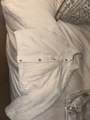 white jacket zipper & button Size L thumbnail 2