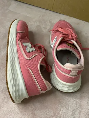 New Balance Fresh Foam Sneakersk Womens size 8 thumbnail 4