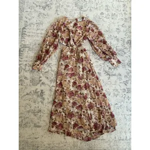 En Saison Lissandra Midi Dress Pink Floral Size Small NWT Long Sleeve Cut Out thumbnail 4
