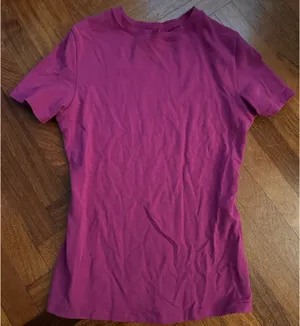 NWOT Skims Cotton Jersey T-Shirt in Lollipop thumbnail 4