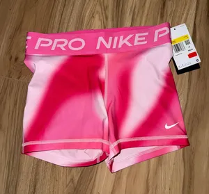 Nike Pro 3” Pink Shorts thumbnail 1