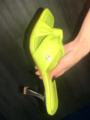 MICHAEL KORS Sandale Elena en cuir in Green Comes w/ Box thumbnail 6
