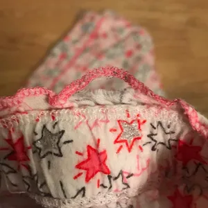 Victoria’s Secret glitter star print pajama pants thumbnail 5