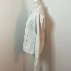 Avia zip up jacket. Size small. Lightweight and sporty. thumbnail 2