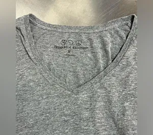 Threads 4 Thought Women’s Gray T-shirt - Size Medium - VGUC thumbnail 3