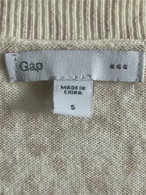 GAP Women's Leopard Print Button-Front Crewneck Cardigan Lightweight Sweater thumbnail 6