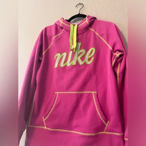 Nike Therma-Fit Women's Hoodie Sweatshirt Neon Green Pink Size Medium #178 thumbnail 2