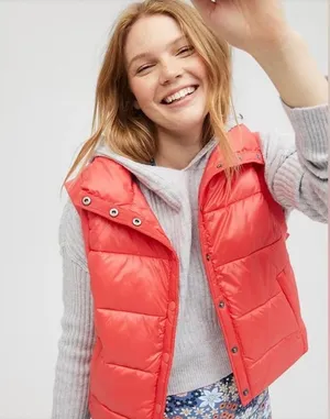 Womens Coral Snap-Up Puffer Vest thumbnail 1
