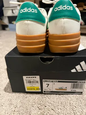 Adidas Women’s Sneakers thumbnail 2