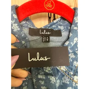 NWT Lulus Renske Light Wash Floral Print Denim Mini Dress Night Out Size XS thumbnail 6