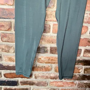 Offline by Aerie Olive Daze Green 7/8 Hi-Rise Leggings Women's Size Large thumbnail 4