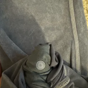 Lululemon leggings, cloud, gray, size 6 thumbnail 4