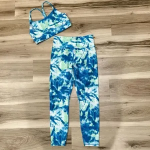 Wildfox Sweat Tie Dye Two Piece Set Sports Bra Leggings Blue Green Womens Medium thumbnail 2