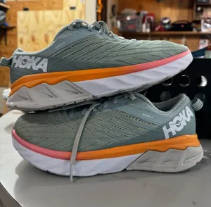 Hoka One One Women’s Arahi 4 Running Shoes Sz 8.5 thumbnail 1