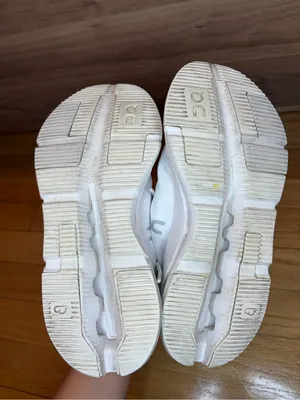 On Running Cloudnova 2 Women's Sneakers in White thumbnail 6