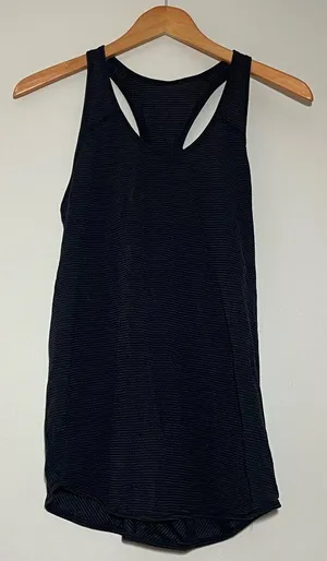 Lululemon Essential Tank thumbnail 1
