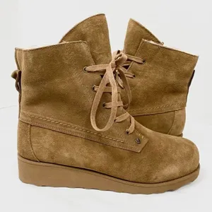 NWOB Bearpaw Krista Tan Suede Sheepskin Heeled Ankle Boots thumbnail 4