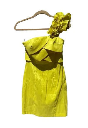 Daisy Boutique Lemon Yellow Exaggerated Shoulder Cocktail Dress Size Med… thumbnail 1