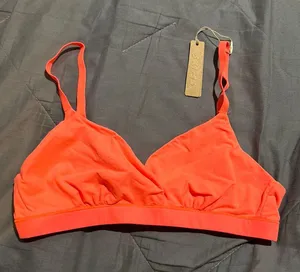 SKIMS NEON CORAL TRIANGLE BRALETTE thumbnail 1