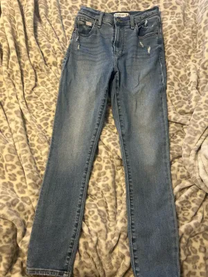 Abercrombie High-Rise Jeans thumbnail 1