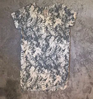 Royal Robbins Small Blue Ivory Tropical Print Shift Dress Short Sleeve Pockets # thumbnail 2