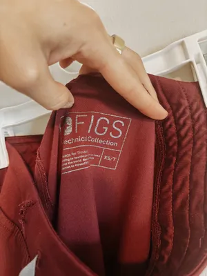FIGS Scrub Pants thumbnail 3