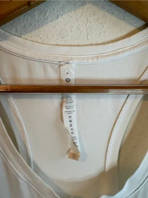 lululemon athletica White Scoop Neck Tank Top size 8 thumbnail 2