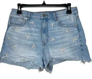American‎ Eagle Womens Embroidered Frayed Hem Cutoff Mom Jean Shorts Blue Size 8 thumbnail 1