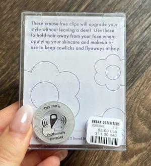 Urban Outfitters Crease Free Clips thumbnail 2