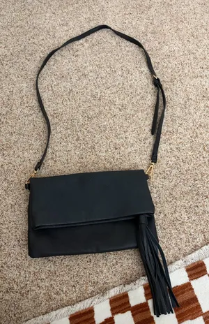Black Convertible Tassle Purse thumbnail 1